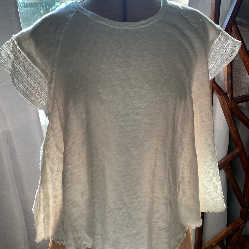 Asymmetrical White tee